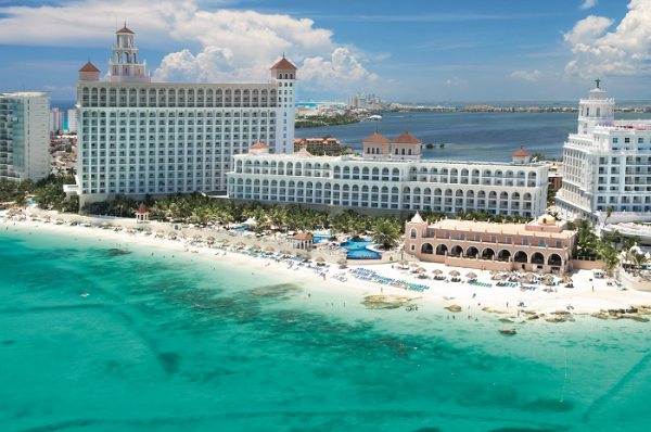 6 Fun, Family-Friendly Destination Wedding Resorts Everyone Will Like