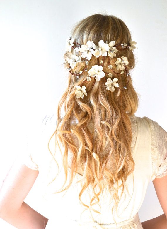 Unique of the Week: Bridal Headpieces We Love