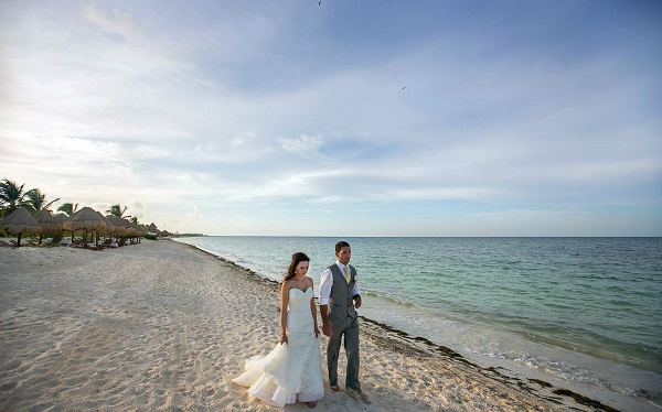 Real Wedding: MariLynne & Nick’s Unforgettable Beach Wedding in Playa Mujeres, Mexico