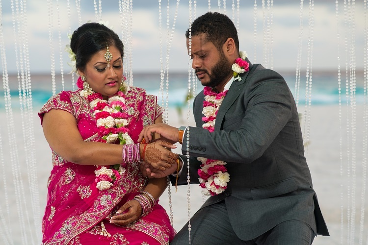 Real Wedding: Padmani & Nicholas in Cancun, Mexico