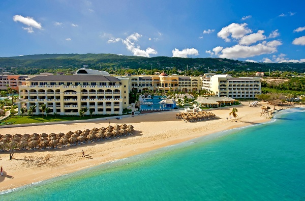 A Luxurious, Beachfront Getaway at IBEROSTAR Grand Hotel Rose Hall ...