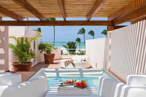 excellence_punta_cana_honeymoon_terrace-resized-600
