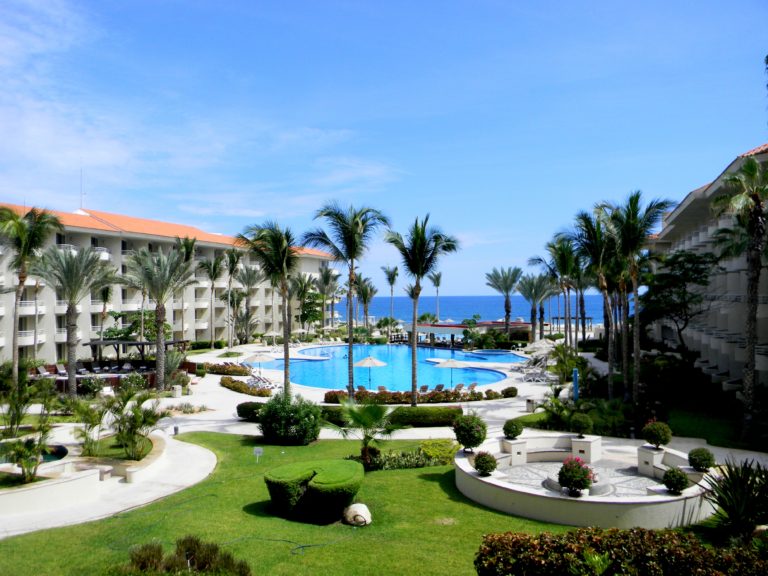 Take Our Destination Wedding Quiz for a Chance to WIN A TRIP to Paradise!
