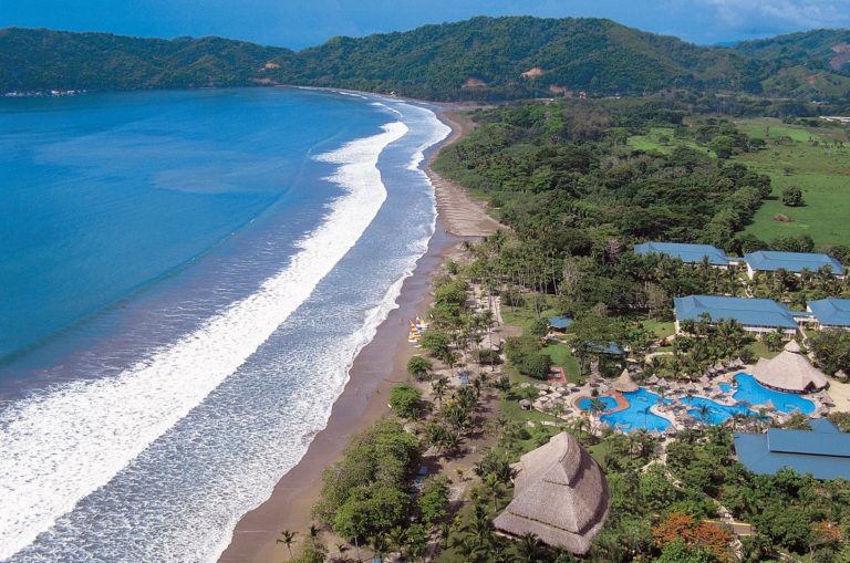 Featured Resort Spotlight: Barcelo Tambor Beach Resort