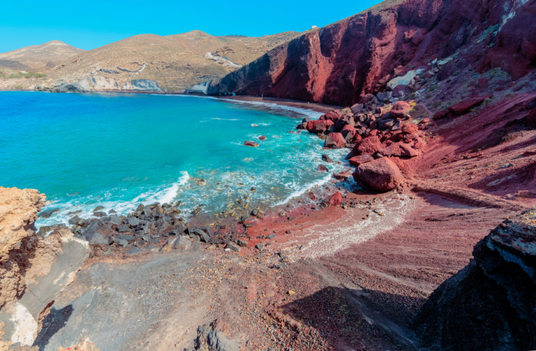 5 Most Colorful Beaches in the World!
