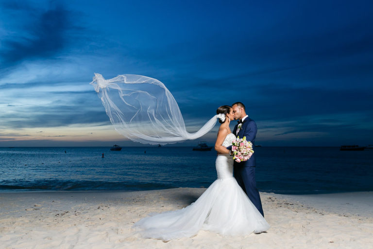 Real Wedding: Marisa & Suresh’s Destination Wedding in Aruba