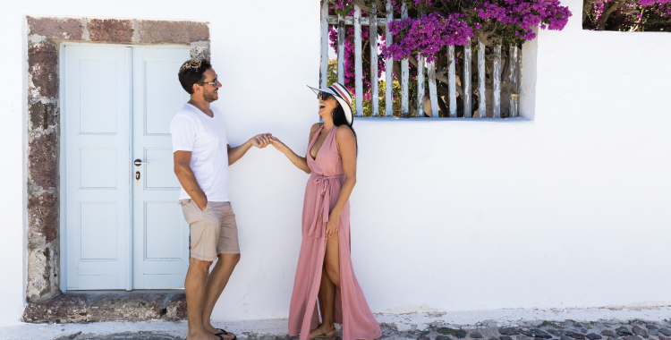 Wedding Themes: Honeymoon Outfits