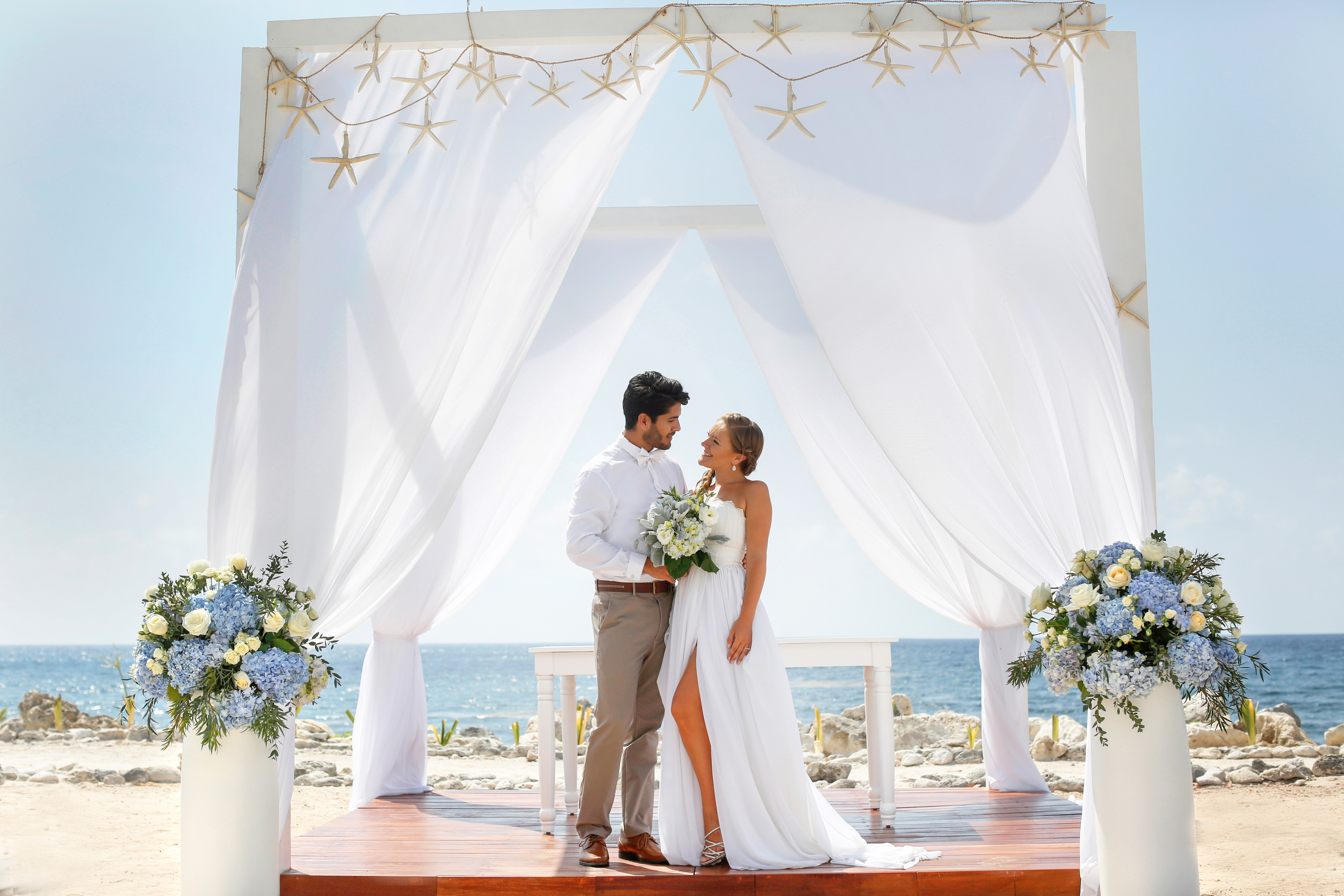 Beach Wedding Packages Design Your Own Beach Wedding