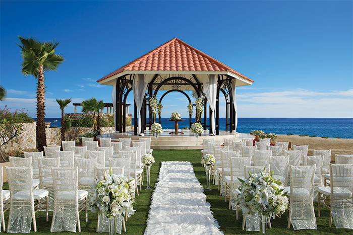 A Sophisticated Wedding In Los Cabos