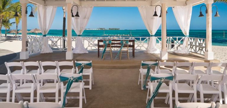 Bahamas Destination Wedding Resorts: Our Top Recommendations
