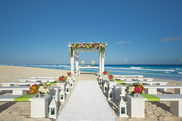 Cancun destination wedding