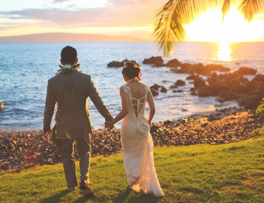 Maui Beach Wedding | Shutterstock