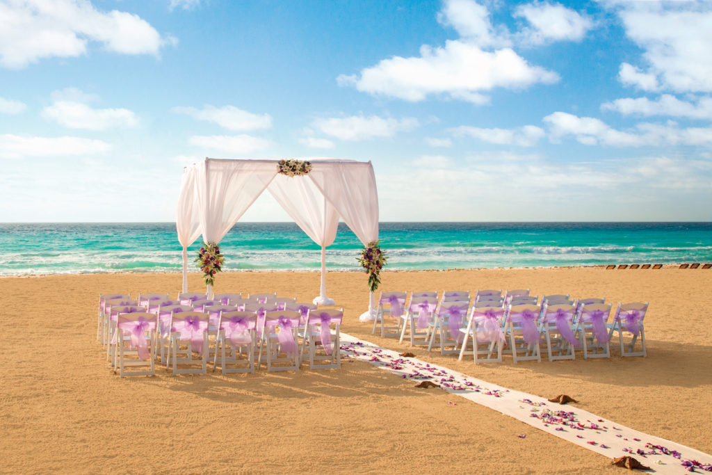 best Cancun wedding resorts