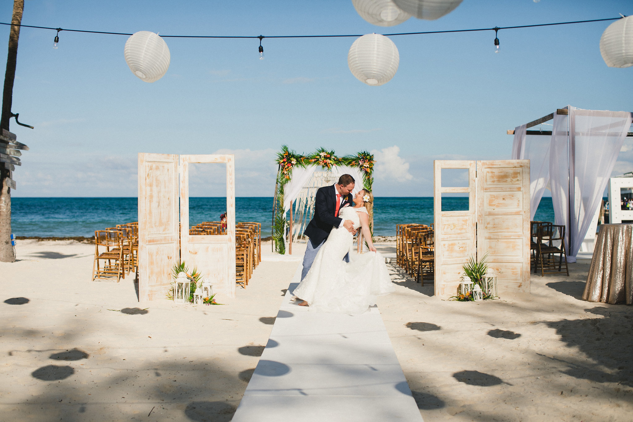 Small Beach Weddings In Florida | All Inclusive Beach Weddings, image size:2048x1365