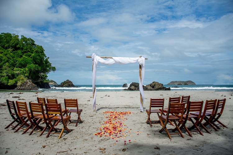 An Intimate Beach Wedding in Costa Rica