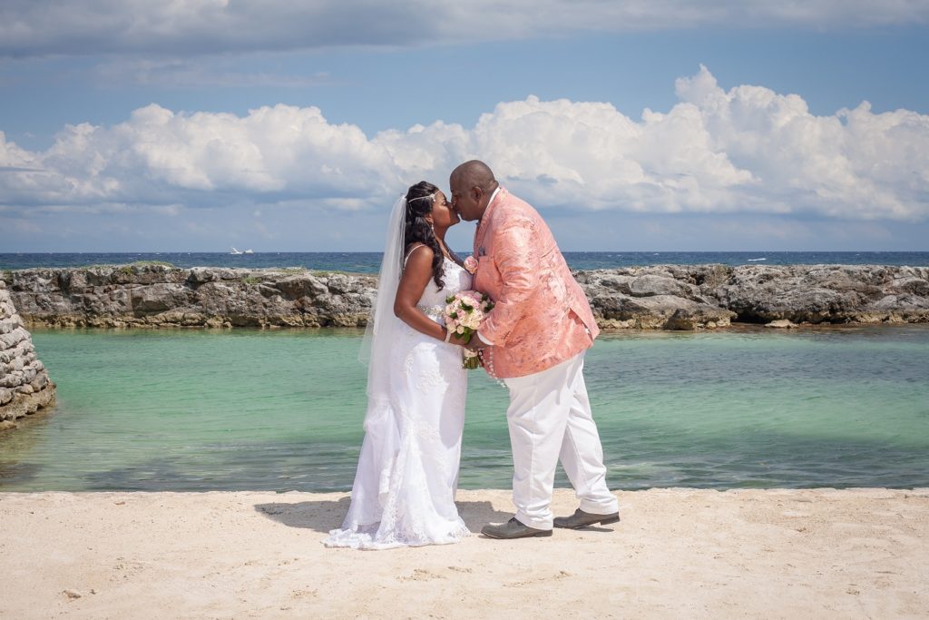 Lachauna Shampelle S Destination Wedding In Riviera Maya Mexico