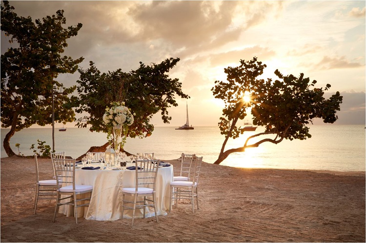 azul beach resort wedding packages