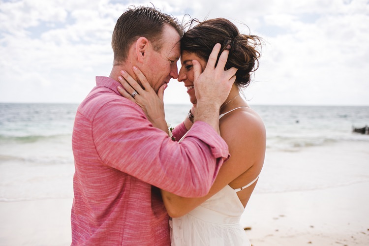 Vow renewal at Dreams Rivera Cancun Resort & Spa in Mexico