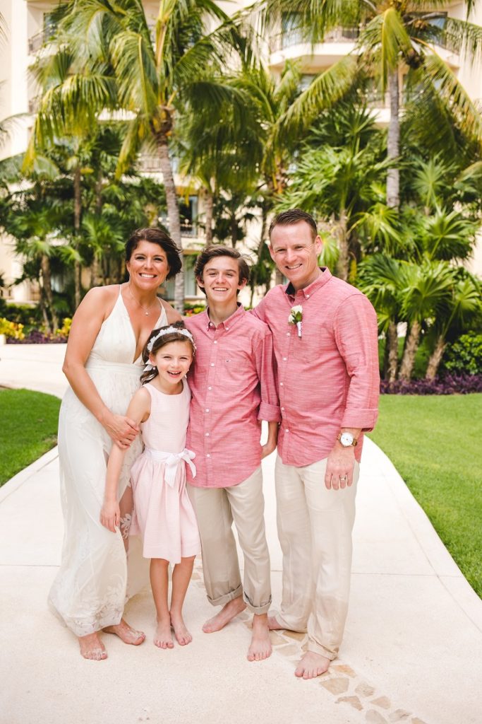 Vow renewal at Dreams Rivera Cancun Resort & Spa in Mexico