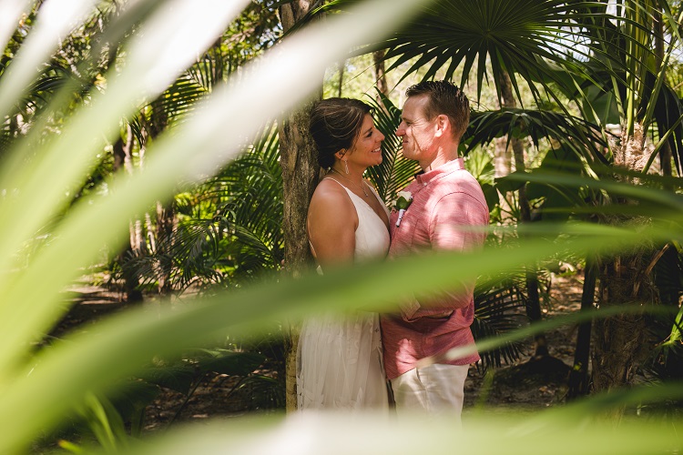 Vow renewal at Dreams Rivera Cancun Resort & Spa in Mexico