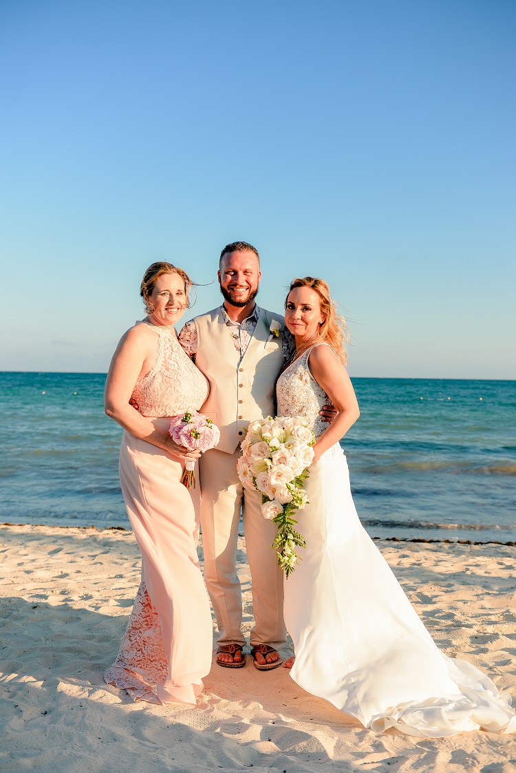 destination wedding in Mexico