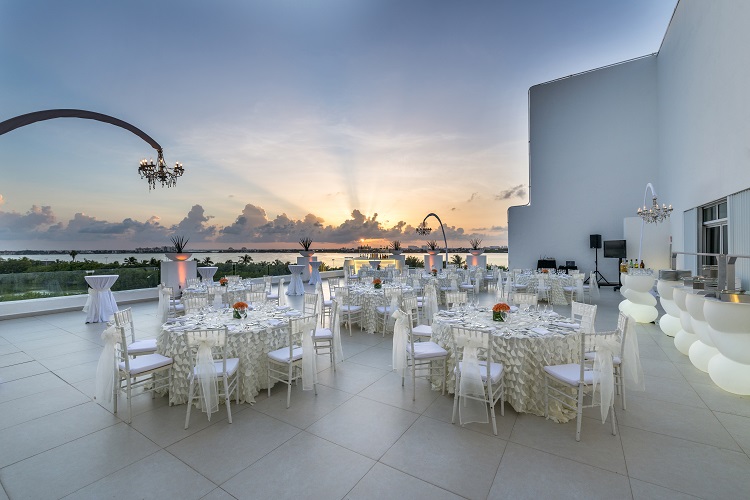 Palace Resorts weddings