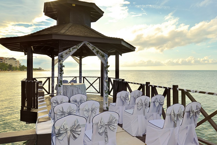 Wedding ceremony at Iberostar Rose Hall Beach in Jamaica