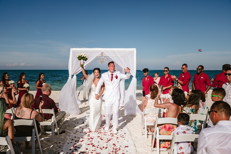 Lun & Travis’s Destination Wedding