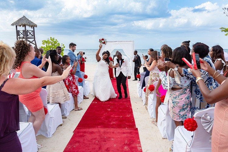 Maud & Gary’s Romantic Wedding in Jamaica 