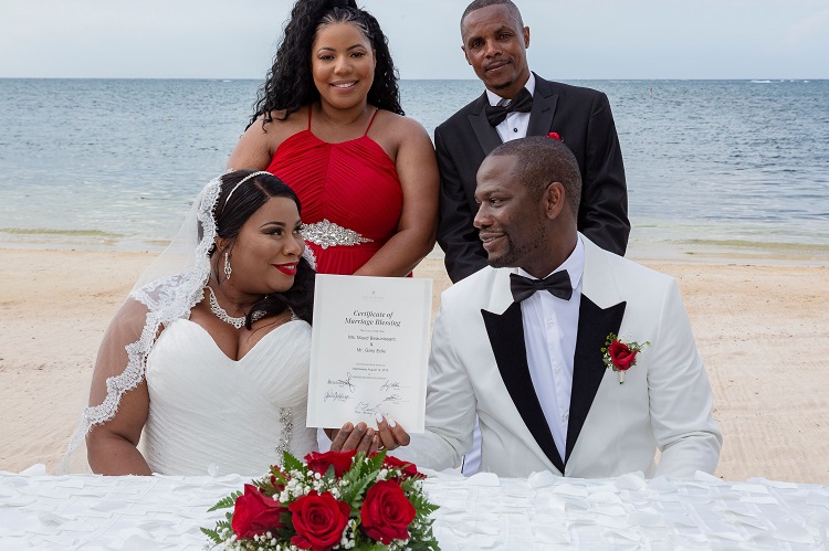 Maud & Gary’s Romantic Wedding in Jamaica 