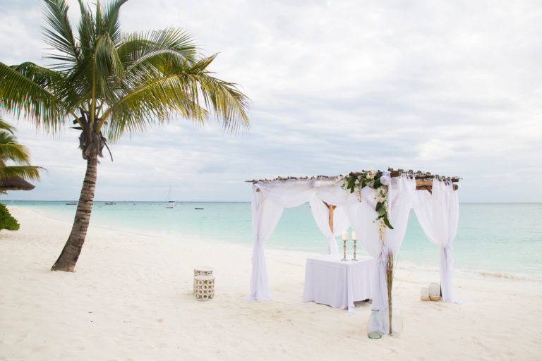 Top 5 Benefits of a Destination Wedding Planner