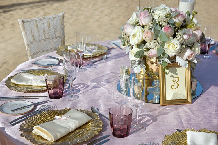 Mexico reception table decor