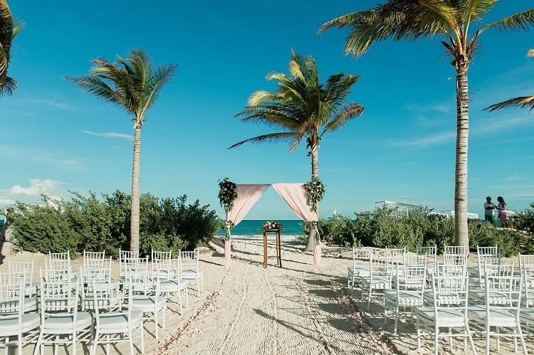 Cancun wedding ceremony