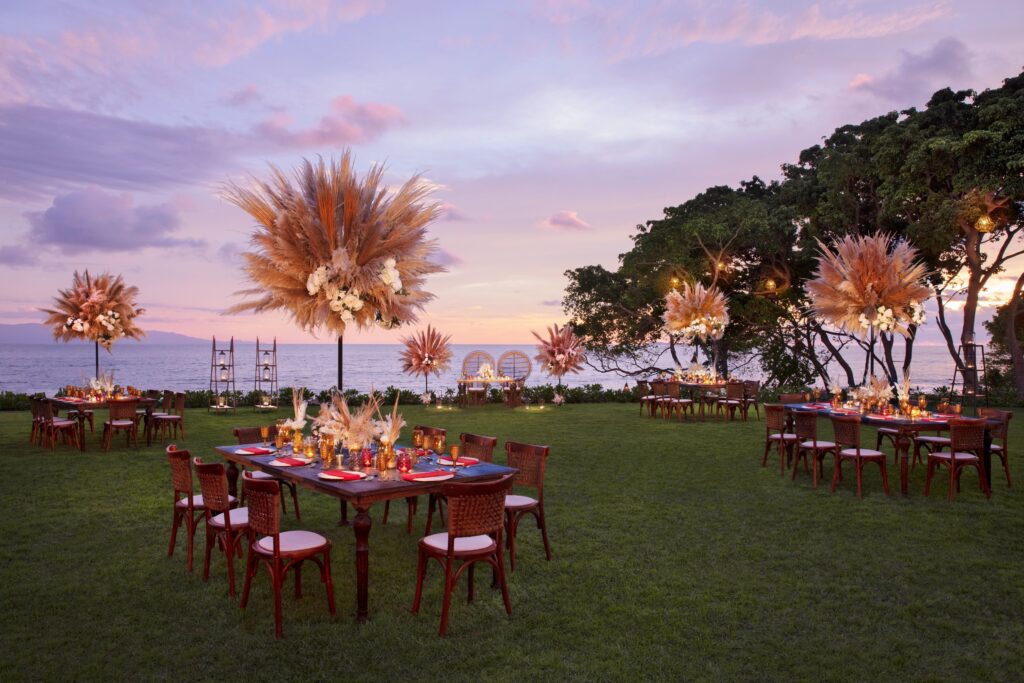 Garden destination wedding reception in Riviera Nayarit.