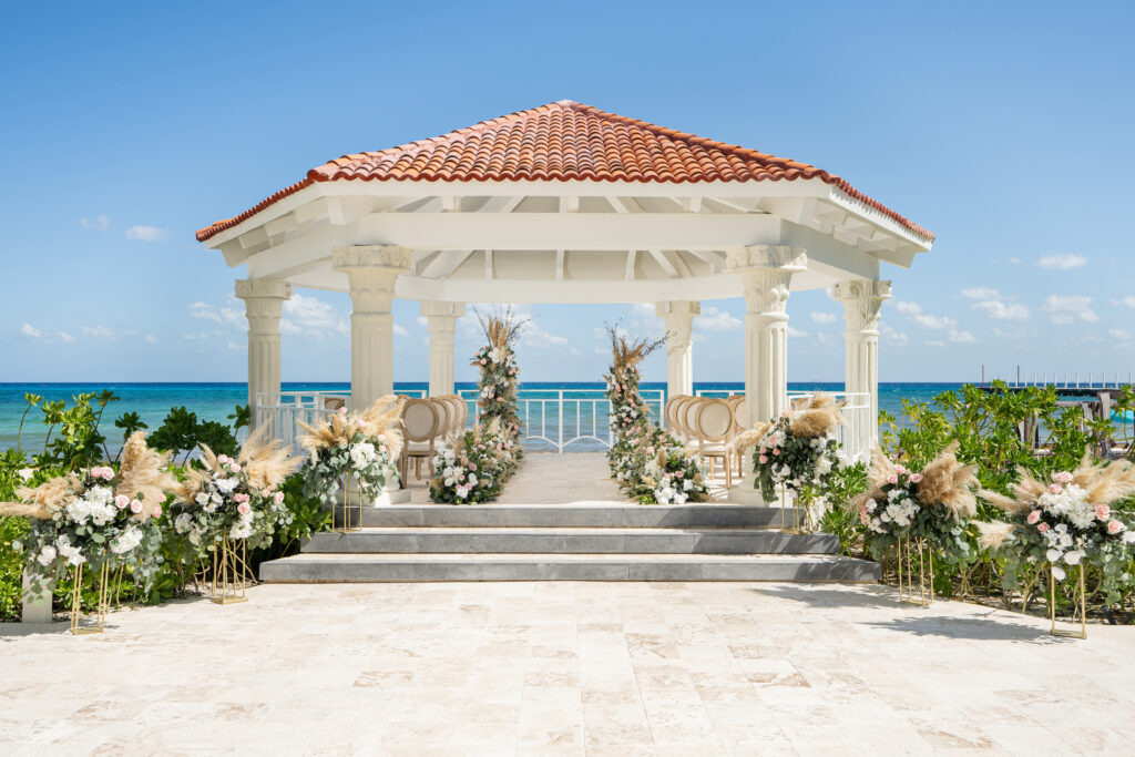 Hyatt Vivid Playa del Carmen destination wedding