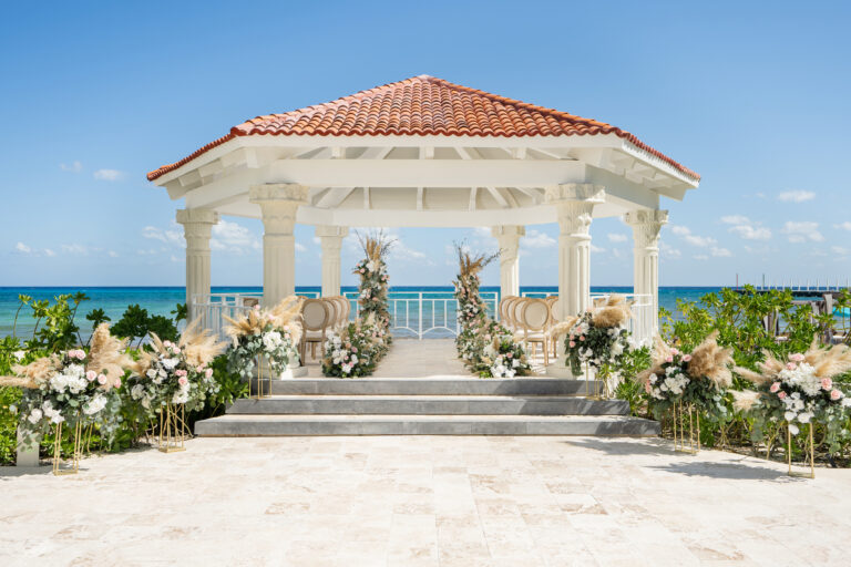 Hyatt Vivid Playa del Carmen destination wedding