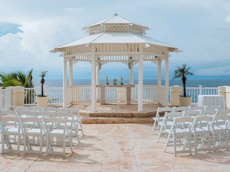 Cozumel palace gazebo