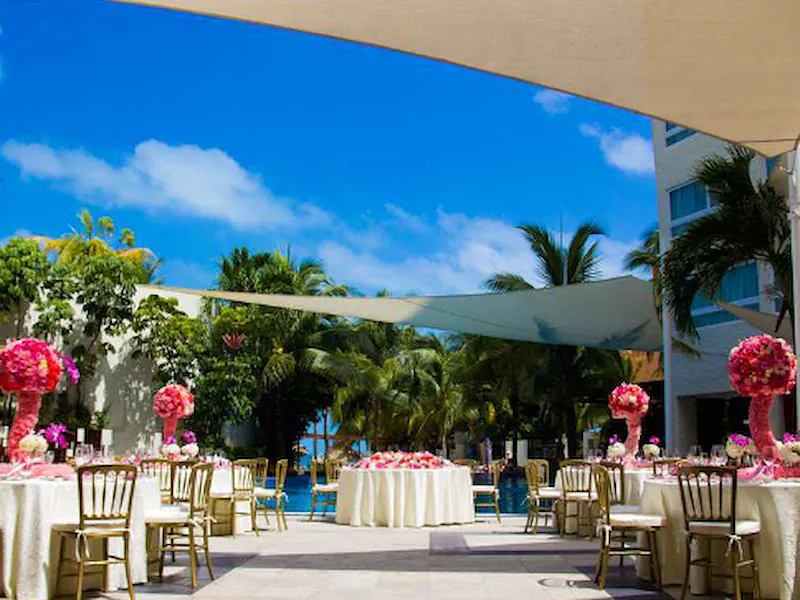 Dreams restaurant venue