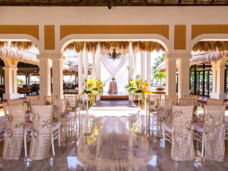 Dreams Sapphire gazebo