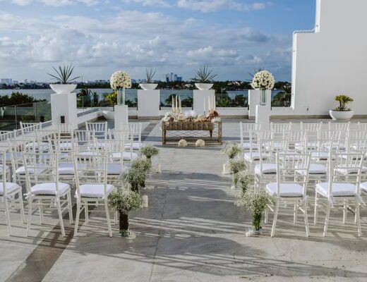 Le Blanc terrace venue