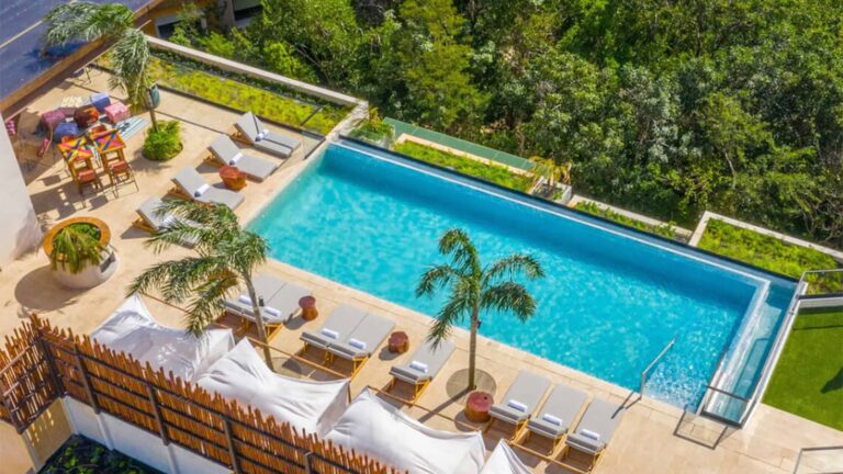 Aloft Tulum