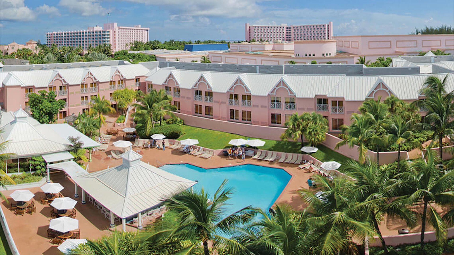 Comfort Suites Paradise Island