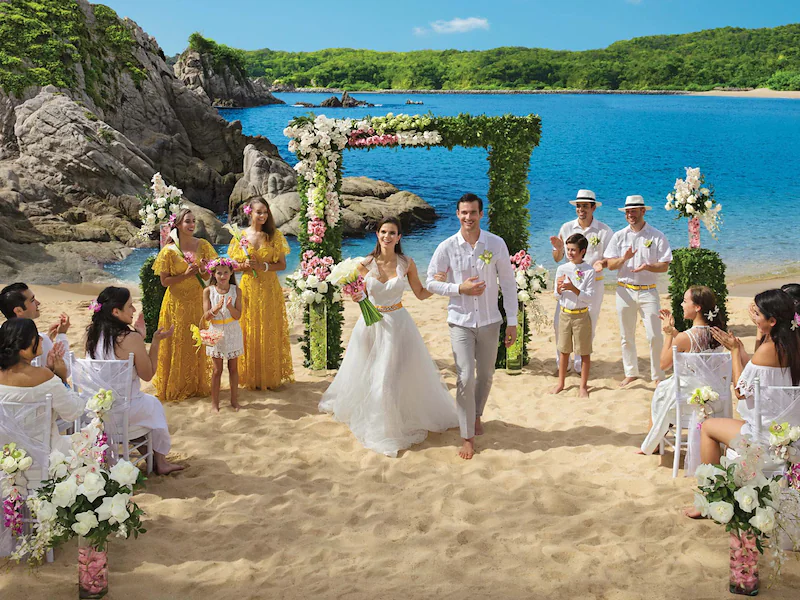 Dreams Huatulco Resort and Spa beach wedding venue