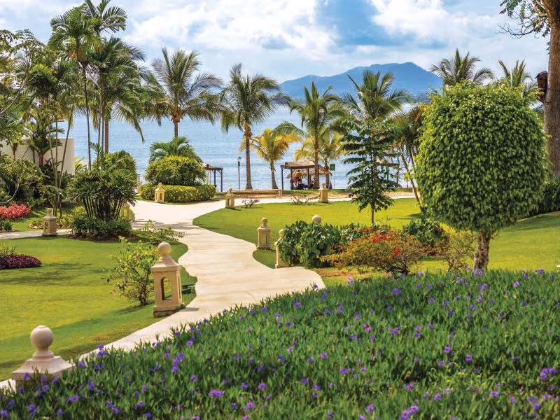 Dreams Playa Bonita Panama garden wedding venue