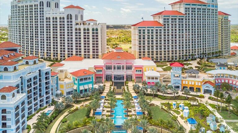 Top Wedding Resorts in the Bahamas for Large Weddings