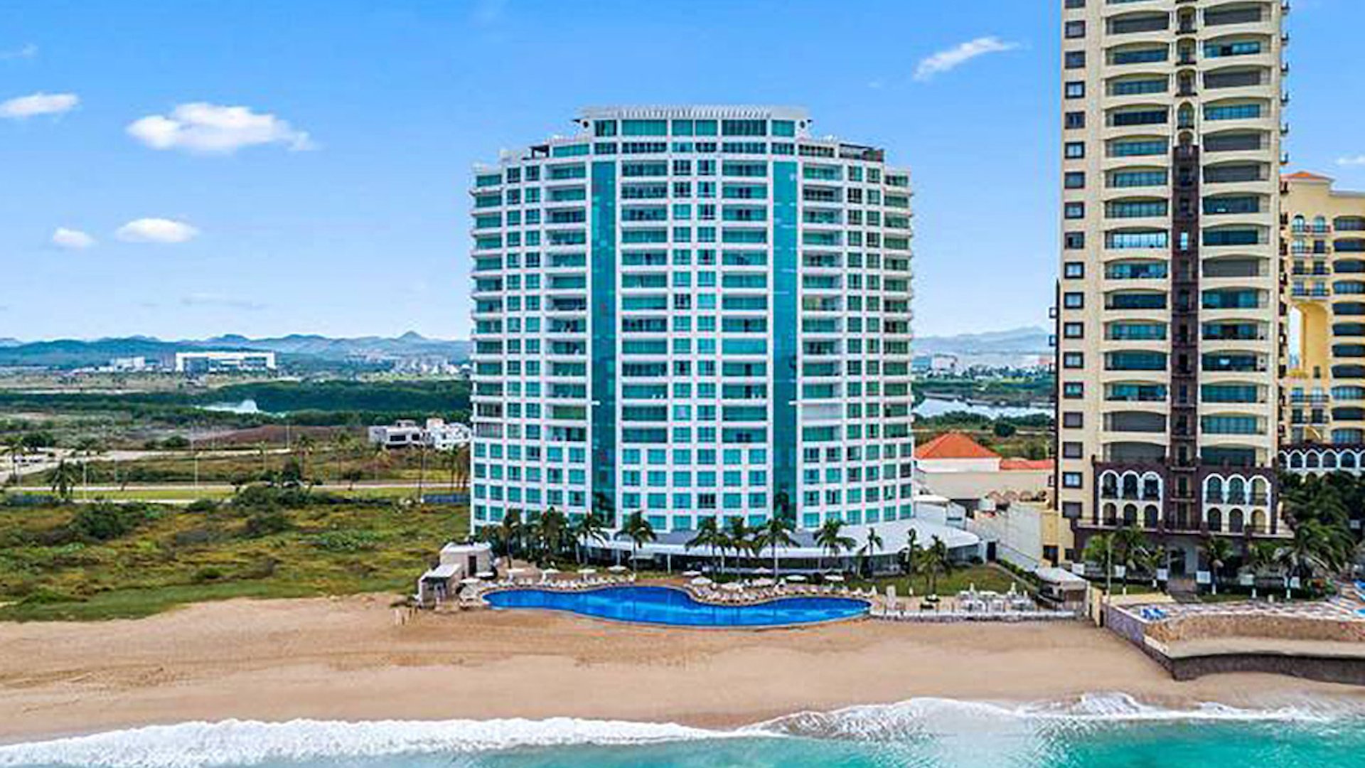 Park Royal Beach Mazatlan