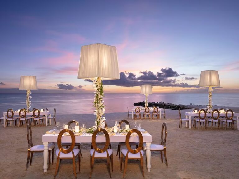 Zoetry Curacao