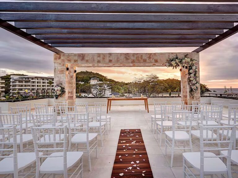 Top St. Lucia Wedding Resorts for Your Destination Wedding