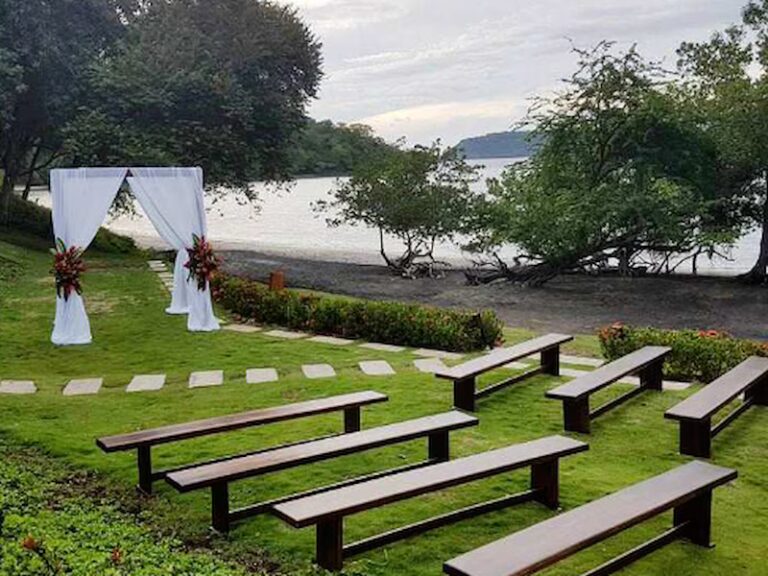 secrets-papagayo-spa-garden-wedding-venue