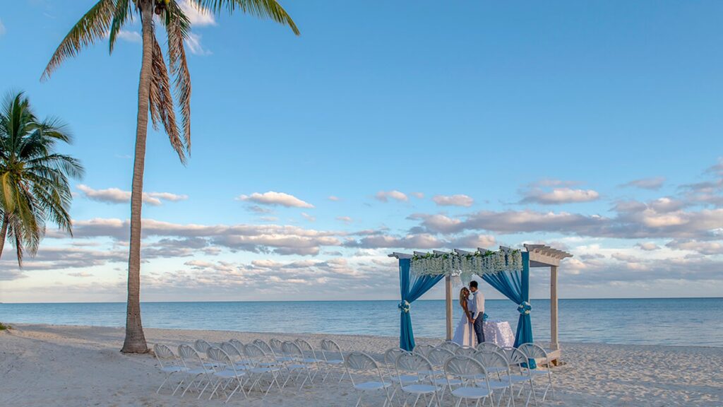 Viva Fortuna Beach by Wyndham Grand Bahama Island